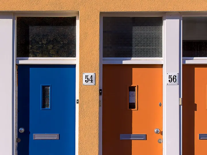 Fenster, Türen & Rollläden