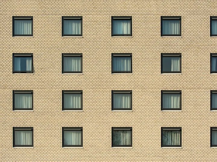 Fenster, Türen & Rollläden