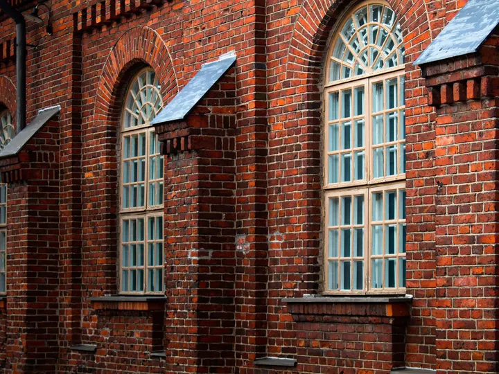 Fenster, Türen & Rollläden